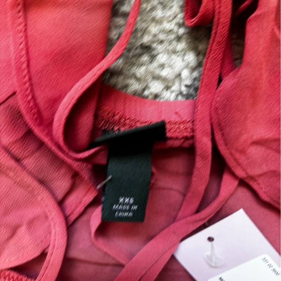 NWT Wild Fable Tie Front Halter Top Chiffon Mauve Pink Size: XXS - Picture 4 of 4